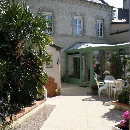 迪埃格利斯商会酒店 Sainte-Mère-Église 外观 照片